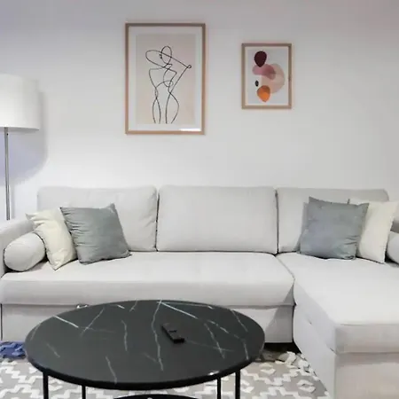 公寓 Authentic Austrian Flat In The South Of Vienna 默德林