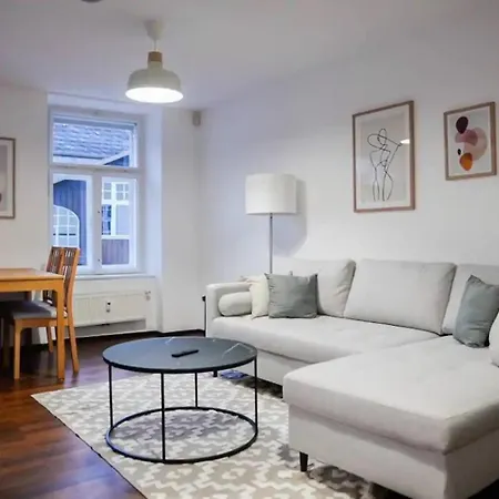 Authentic Austrian Flat In The South Of Vienna