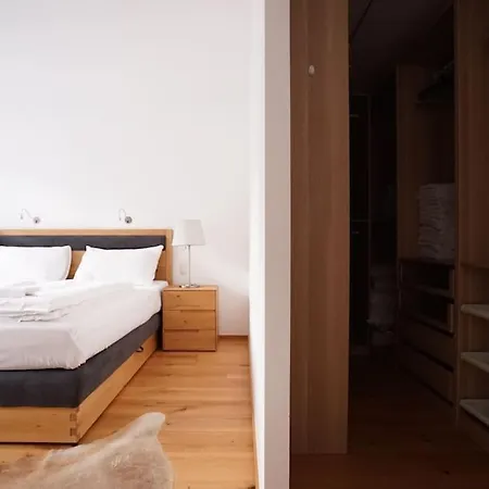 Authentic Austrian Flat In The South Of Vienna 公寓