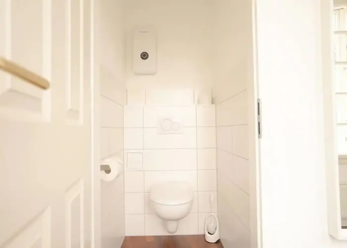 Apartment Authentic Austrian Flat In The South Of Vienna