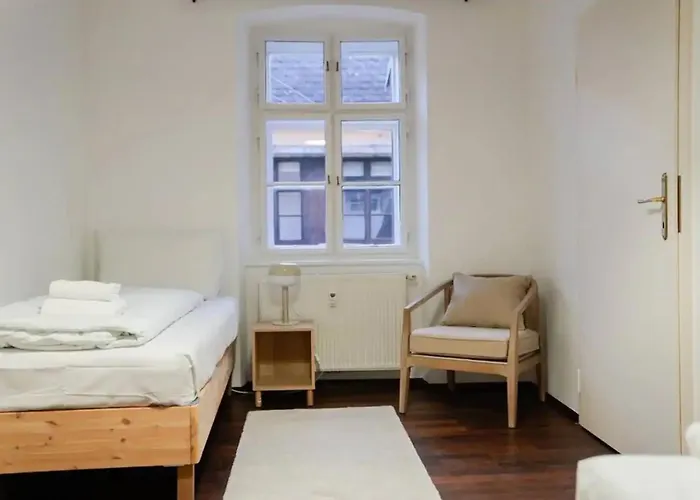 Authentic Austrian Flat In The South Of Vienna Apartment Modling