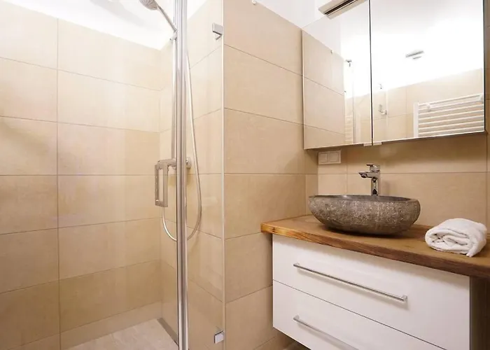 Authentic Austrian Flat In The South Of Vienna Apartment Modling