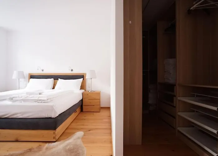 Authentic Austrian Flat In The South Of Vienna Apartment