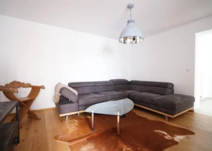 Apartment Authentic Austrian Flat In The South Of Vienna